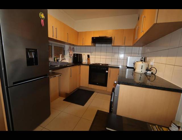 1 BEDROOM APARTMENT FOR SALE IN CLAREMONT